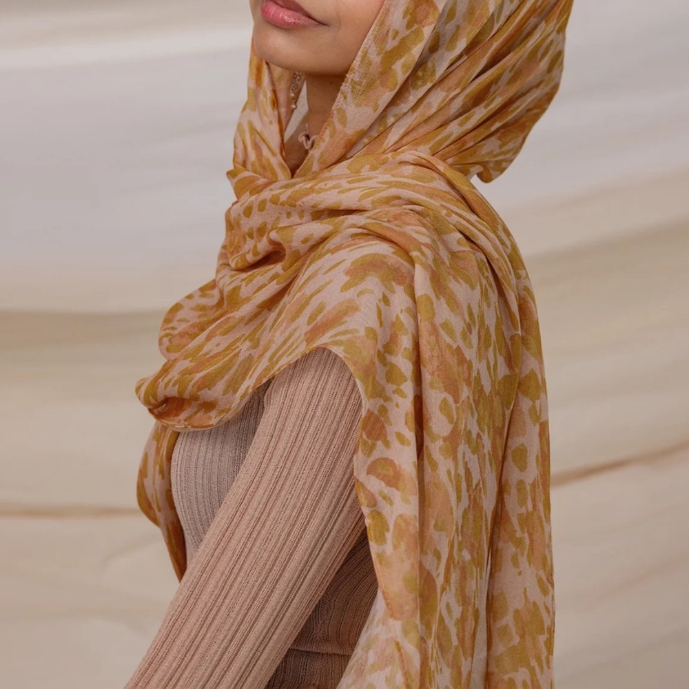 Vela Scarves SPECKLED PEACH hijab - Standard New